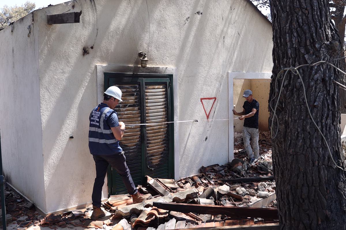 Αττικοβοιωτία: Από σήμερα η διαδικασία υποβολής αιτήσεων για τους πυρόπληκτους από τη μεγάλη φωτιά