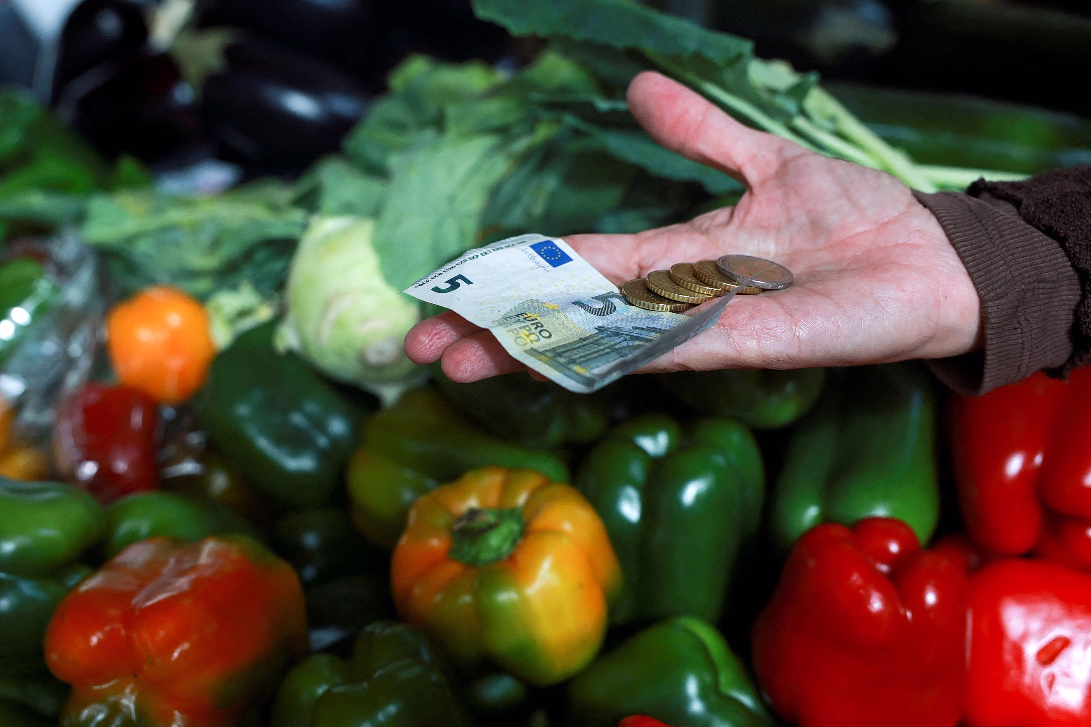 Γαλλία: Καθιερώνονται τα κουπόνια στα σούπερ μάρκετ, υποχωρεί η τιμή του ντίζελ