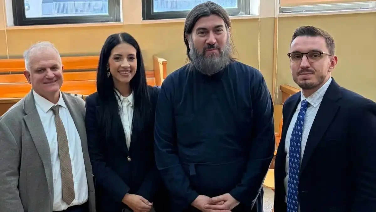 Ομόφωνη αθώωση πατέρα Αντωνίου και συγκατηγορουμένων για τις δομές σε Πωγωνιανή και Κόνιτσα