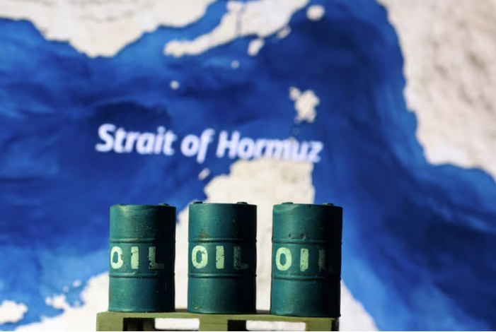 Η CENTCOM διαβεβαιώνει για 1,5 δισ. βαρέλια πετρελαίου μέσω του Ορμούζ από το καλοκαίρι