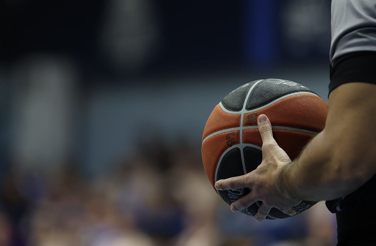 Τέσσερις προφυλακισμένοι και δύο με βραχιολάκι για στημένα παιχνίδια μπάσκετ