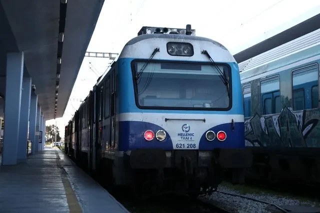 Τρένα και προαστιακός ακινητοποιούνται την Παρασκευή λόγω 24ωρης απεργίας